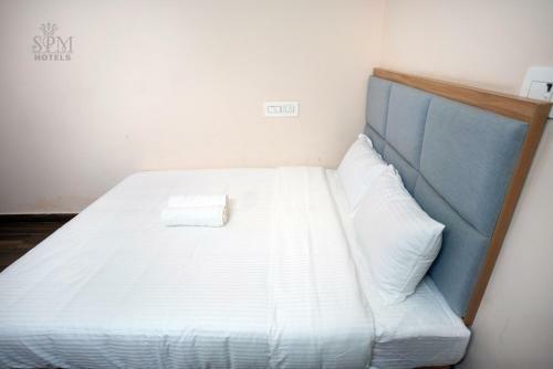 Spm Hotel Medavakkam