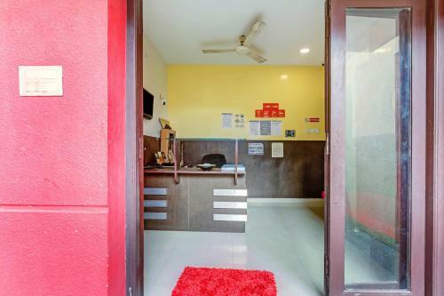 Hotel Capital O 81711 The Swarg Residency