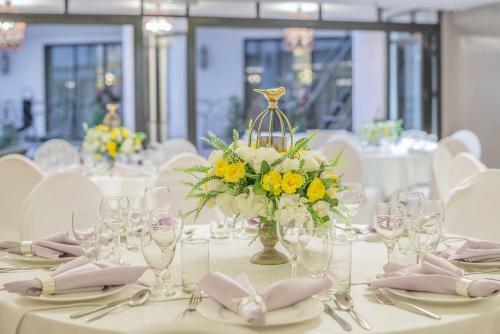 Marcian Garden Hotel
