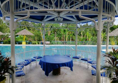 Hotel Sweetwater Resort