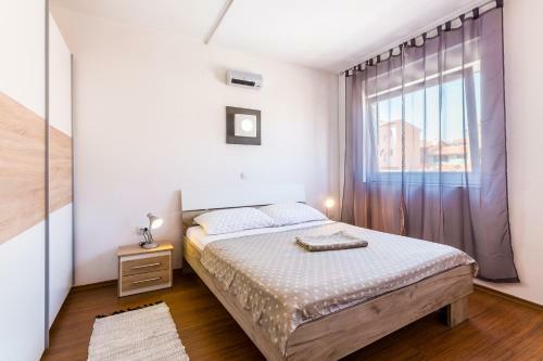 Apartment Denis Porat