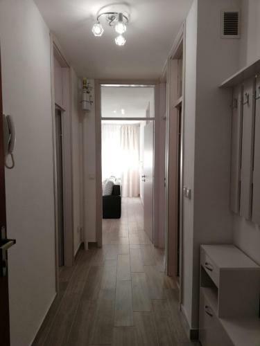 Apartment White