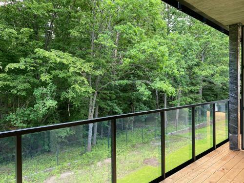 Apartament Nieznany B�r