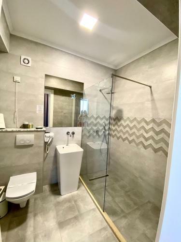 Hotel Dnh