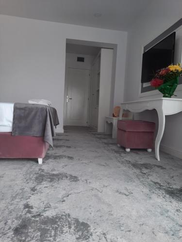 Hotel Dnh