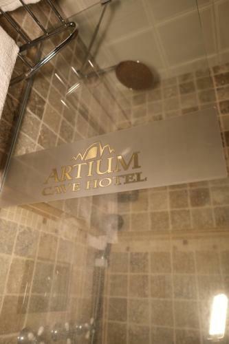 Hotel Artium Cave By Egeos