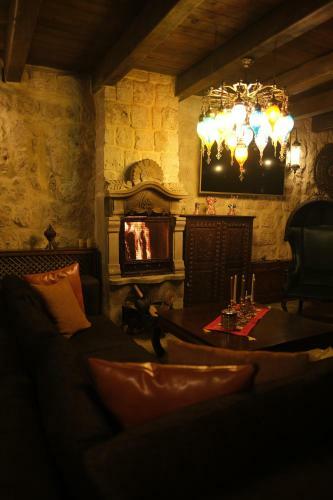 Hotel Artium Cave By Egeos