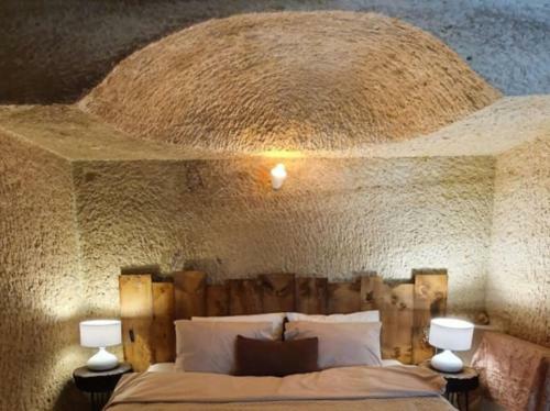 Villa Deep Cave House