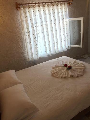 Hotel �rg�p Stone House