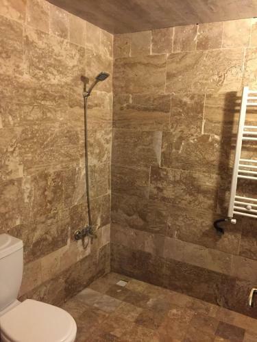 Hotel �rg�p Stone House