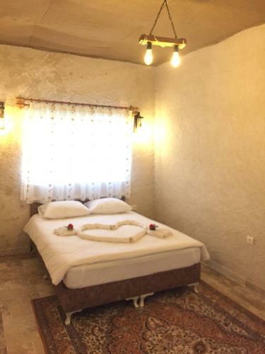 Hotel �rg�p Stone House