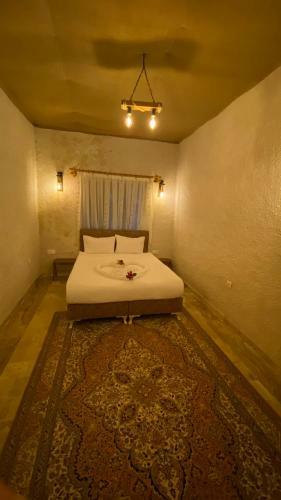 Hotel �rg�p Stone House