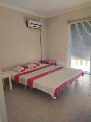 Villa With Private Pool&garden&garage