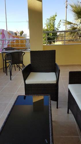 A&j Apartments- Aegean Heights 1 4bed