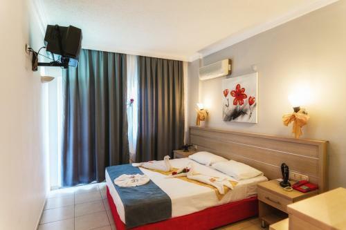 Nergos Garden Hotel