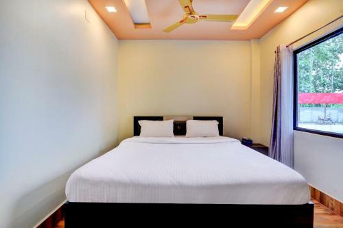 Hotel Oyo Collection O 80929 Roadside Inn