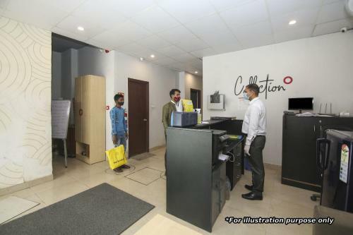 Hotel Oyo Collection O 80929 Roadside Inn