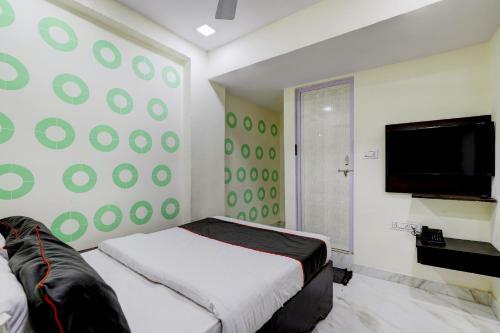 Collection O 83786 Hotel Greenity