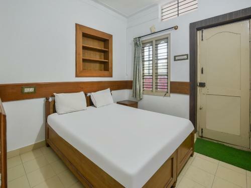 Hotel Spot On 82761 Chithra Residency