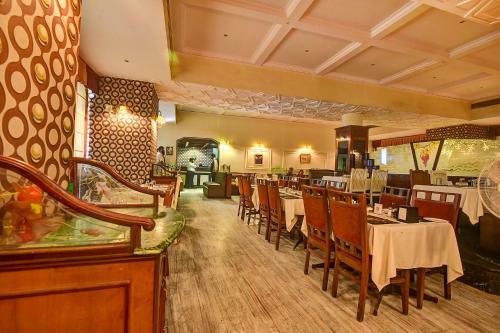 Fabhotel Maurya Residency