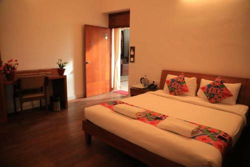 Hotel Kumar's The White House