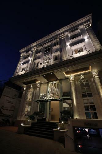 Hotel Vivaana