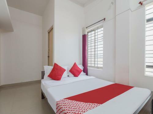 Oyo Flagship 83216 Milano Hotel Mysore