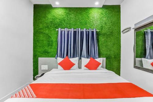 Hotel Oyo Flagship 77447 Uttam Retreat