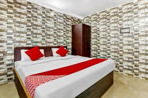 Hotel Oyo 82075 Chintamani Inn Service Apartment