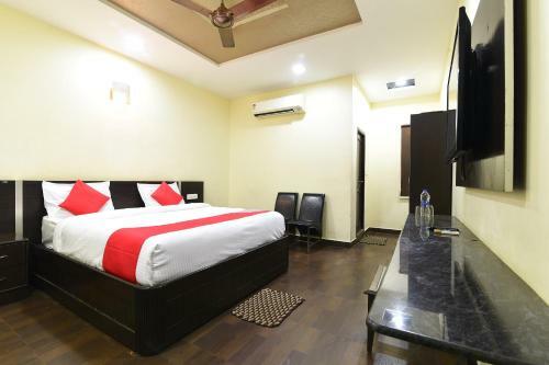 Hotel Capital O 41636 Celebrations Residency