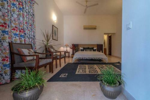 Villa Whitehouse By Hireavilla, Candolim