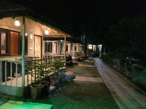 Hotel Luxus Nainital Adventure Park & Resort