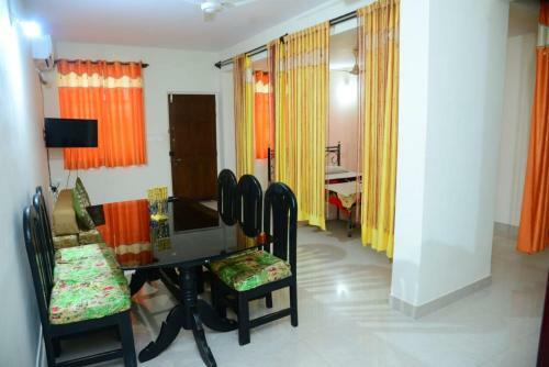 Prestige Duplex Villa- 2 Bhk 300 Mbps Wifi