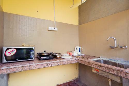 Hostal Oyo Home 79685 Luxurious 3 Bhk