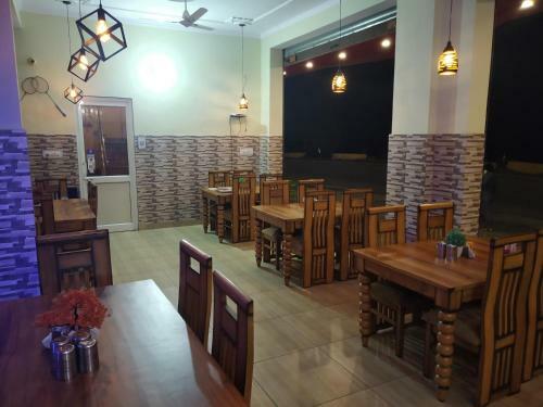 Royal Breeze Hotel & Restaurant