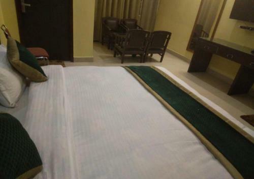 Hotel The S.n Residency
