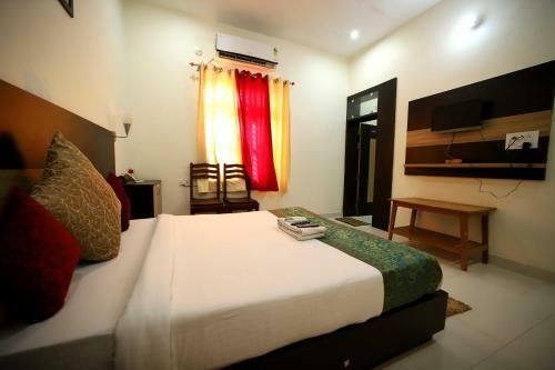 Hotel Bundeli Farm Resort Orchha