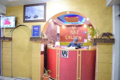 Hotel Raj Golden & Restaurant