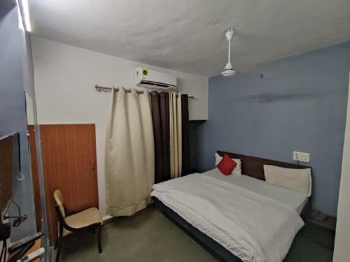 Hostal Hotel Krishna