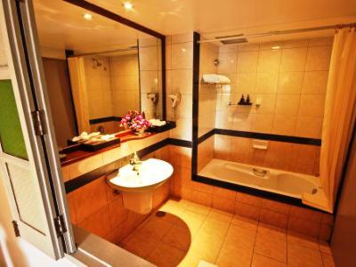 Hotel Phuket Orchid Resort