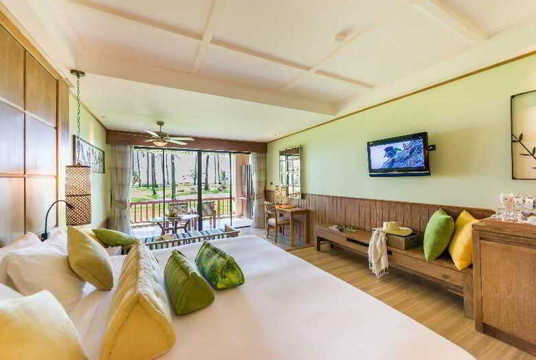 Hotel Katathani Phuket Beach Resort