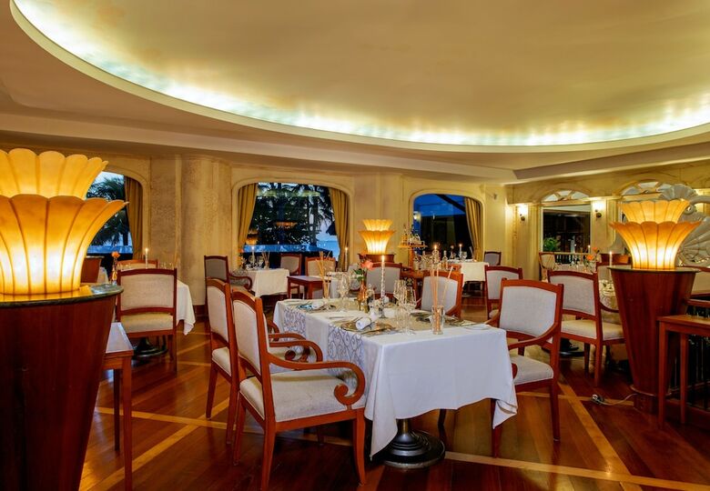 Hotel Katathani Phuket Beach Resort