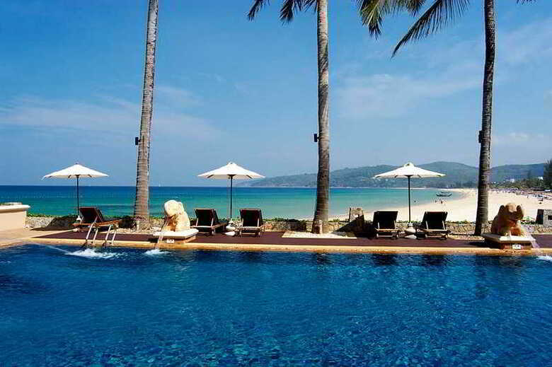Hotel Karon Beach Resort & Spa
