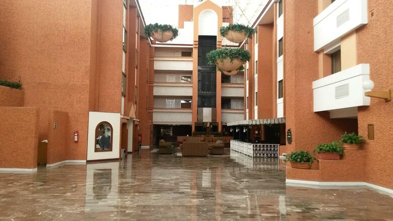Hotel Country Plaza