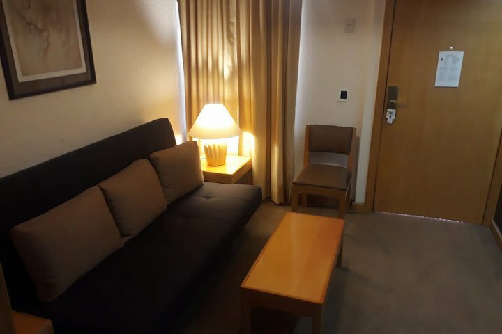 Hotel Country Plaza