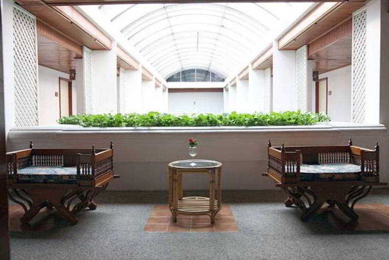 Hotel Regency Park
