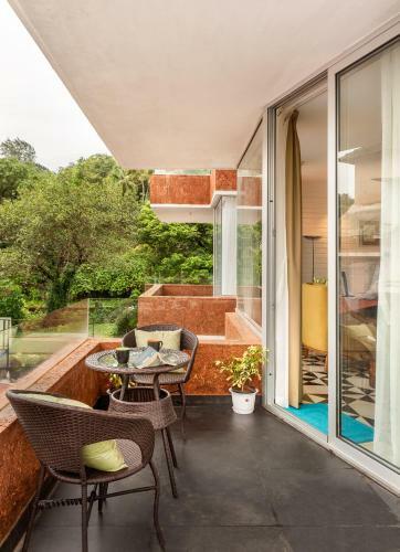 El - Arbol Apartments