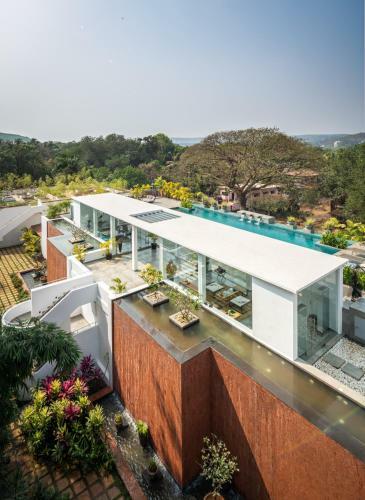 El - Arbol Apartments