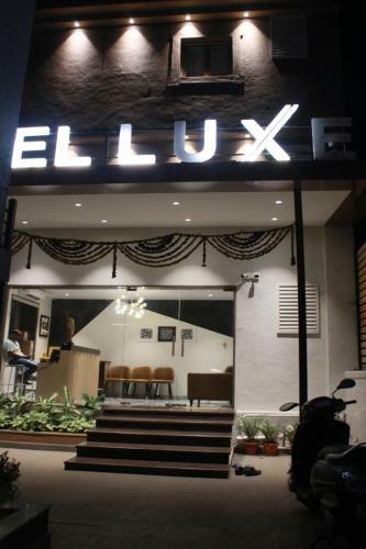 Luxe Hotel