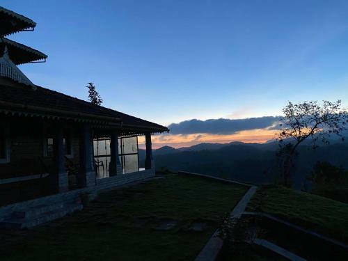 Lodge Wonder Hill Wayanad Resort